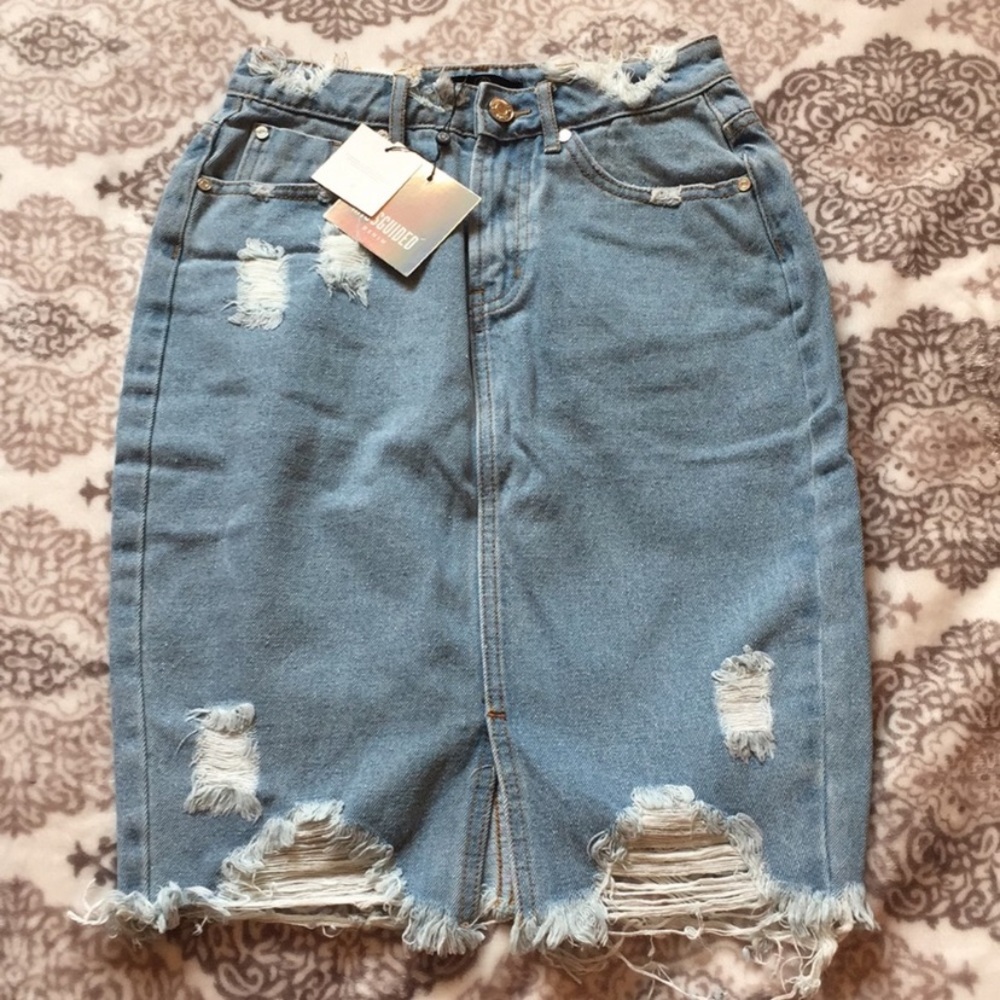 Missguided Distressed Denim Midi Skirt - Picture 7 of 9